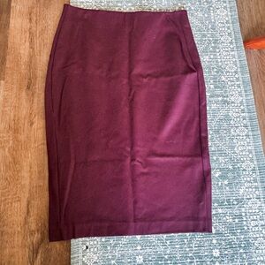 Elegant Burgundy Pencil Skirt